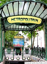 paris-with-kids-metro-subway