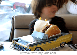 travel-with-kids-california-hamburger