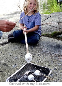 stockholm-with-kids- archipelago-BBQ-camping