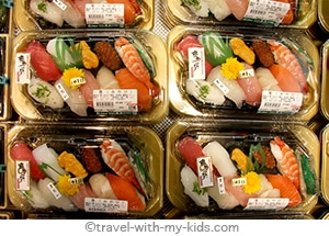 tokyo-with-kids-lunch-sushi