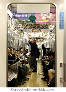 tokyo-with-kids-subway. 2