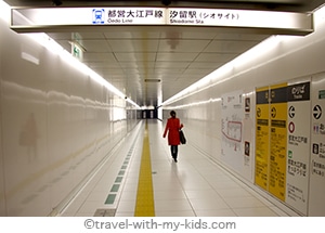 tokyo-with-kids-subway