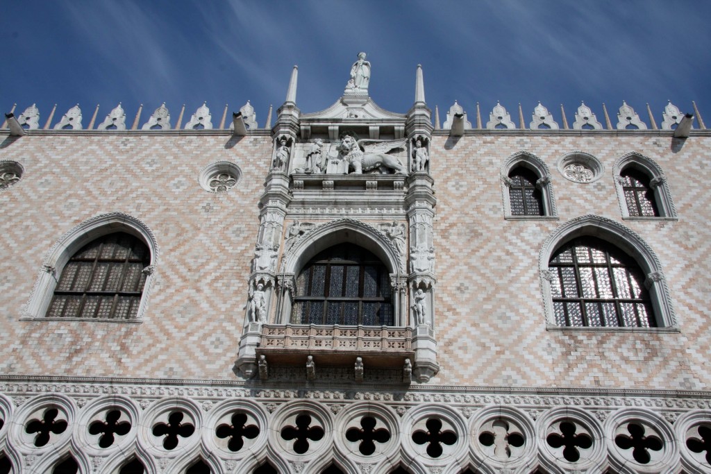 Venice-travel-with-kids-doge-palace