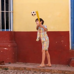 cuba-with-kids-baseball