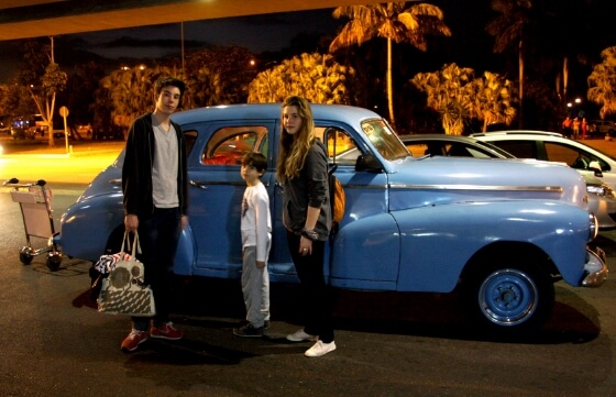 cuba-with-kids-old-vintage-american-car-cab