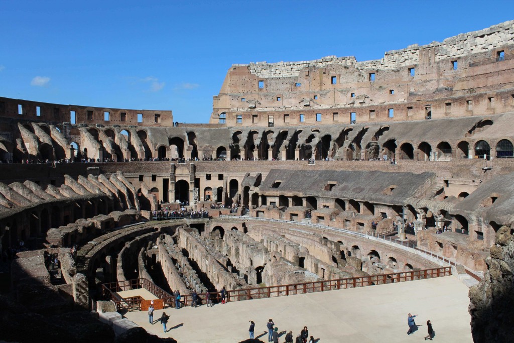 rome-family-travel-visit-colosseum-